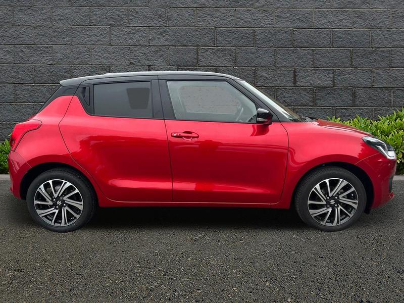 Used Suzuki Swift 2022 for sale - 75897941: Photo 8