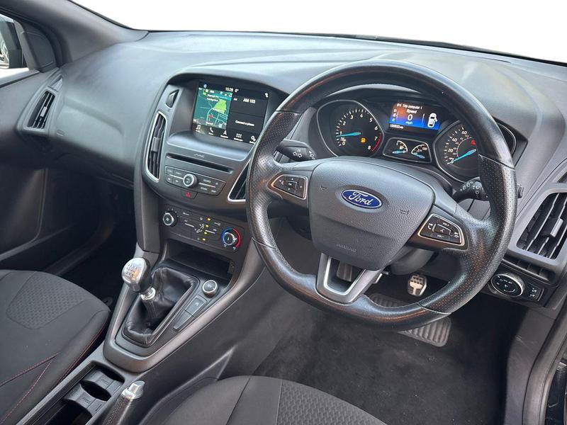 Used Ford Focus 2017 for sale - 76960775: Photo 10