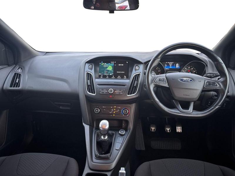 Used Ford Focus 2017 for sale - 76960775: Photo 12