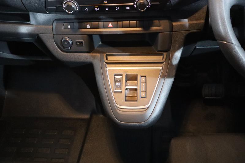 Used Vauxhall Vivaro Life 2024 for sale - 76908679: Photo 17