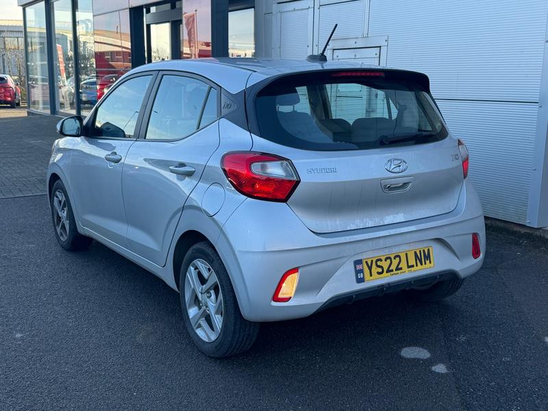 Used Hyundai i10 2022 for sale - 77701041: Photo 2