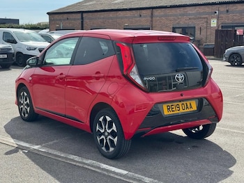 Used Toyota AYGO 2019 for sale - 75805800: Photo