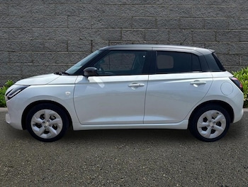 Used Suzuki Swift 2025 for sale - 79305198: Photo