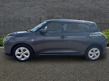 Used Suzuki Swift 2024 for sale - 78299146: Photo