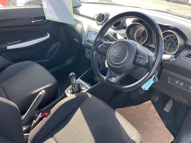 Used Suzuki Swift 2022 for sale - 77989159: Photo 3