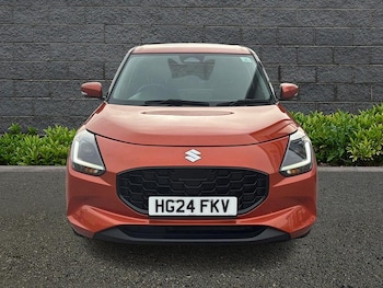 Used Suzuki Swift 2024 for sale - 77746733: Photo