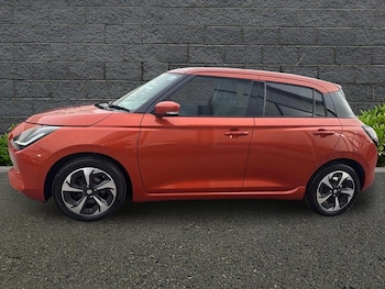 Used Suzuki Swift 2024 for sale - 77746733: Photo