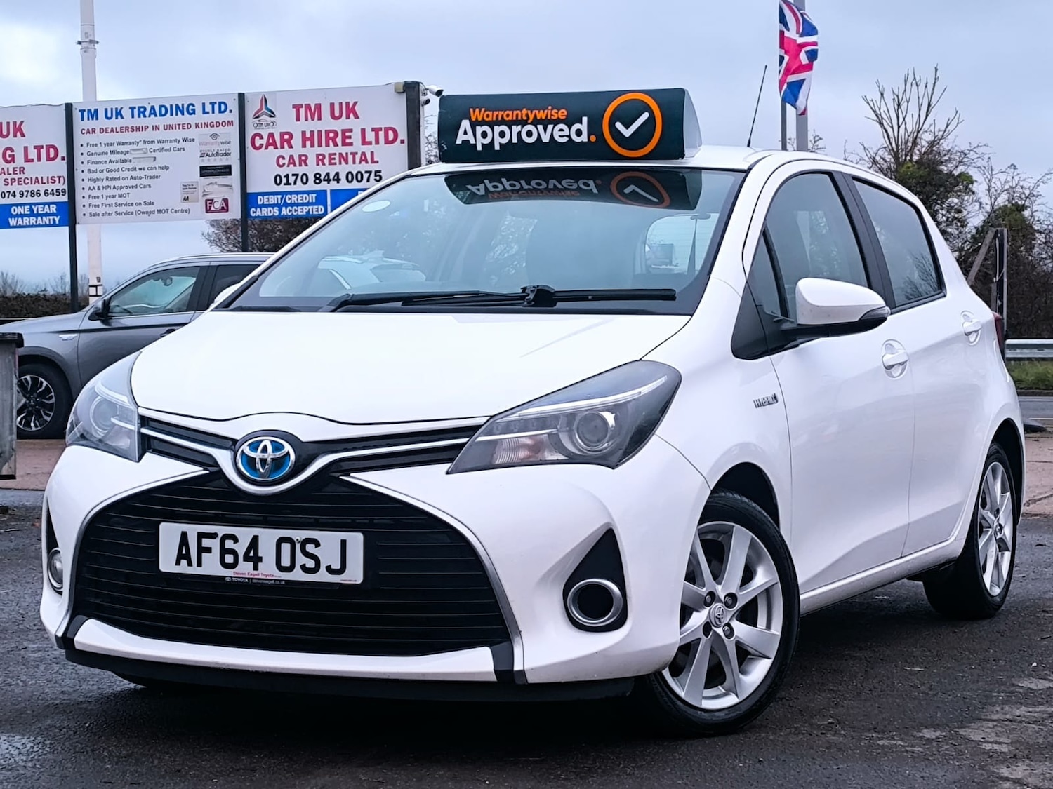 Used Toyota Yaris 2014 for sale - 76982615: Photo 2
