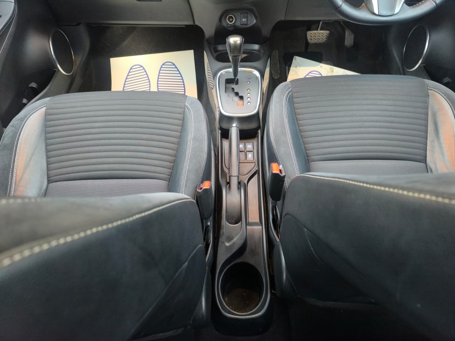 Used Toyota Yaris 2014 for sale - 76982615: Photo 23