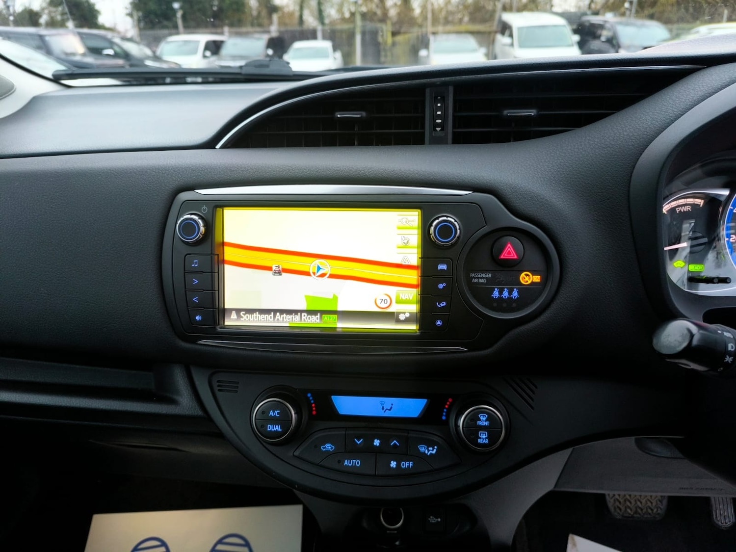 Used Toyota Yaris 2014 for sale - 76982615: Photo 25