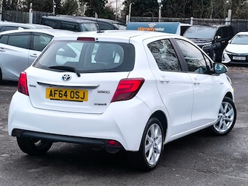 Used Toyota Yaris 2014 for sale - 76982615: Photo