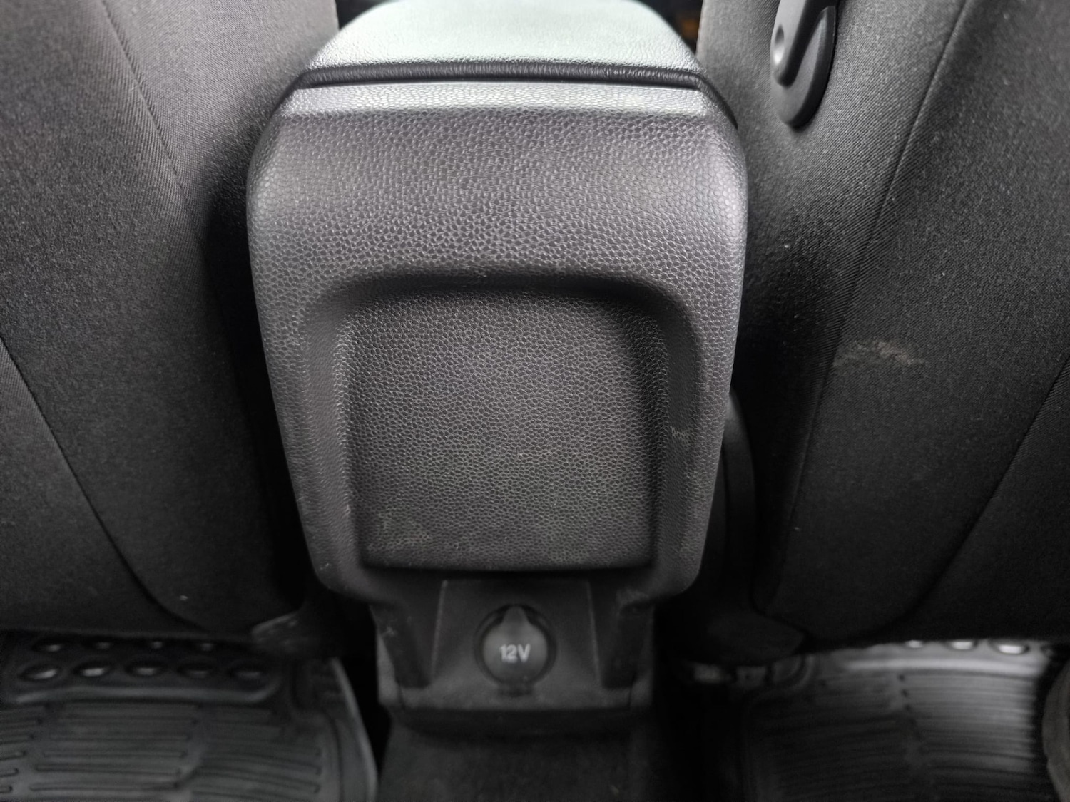 Used Ford Fiesta 2015 for sale - 77701886: Photo 25