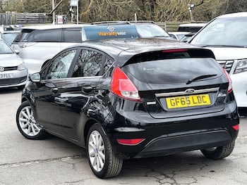 Used Ford Fiesta 2015 for sale - 77701886: Photo