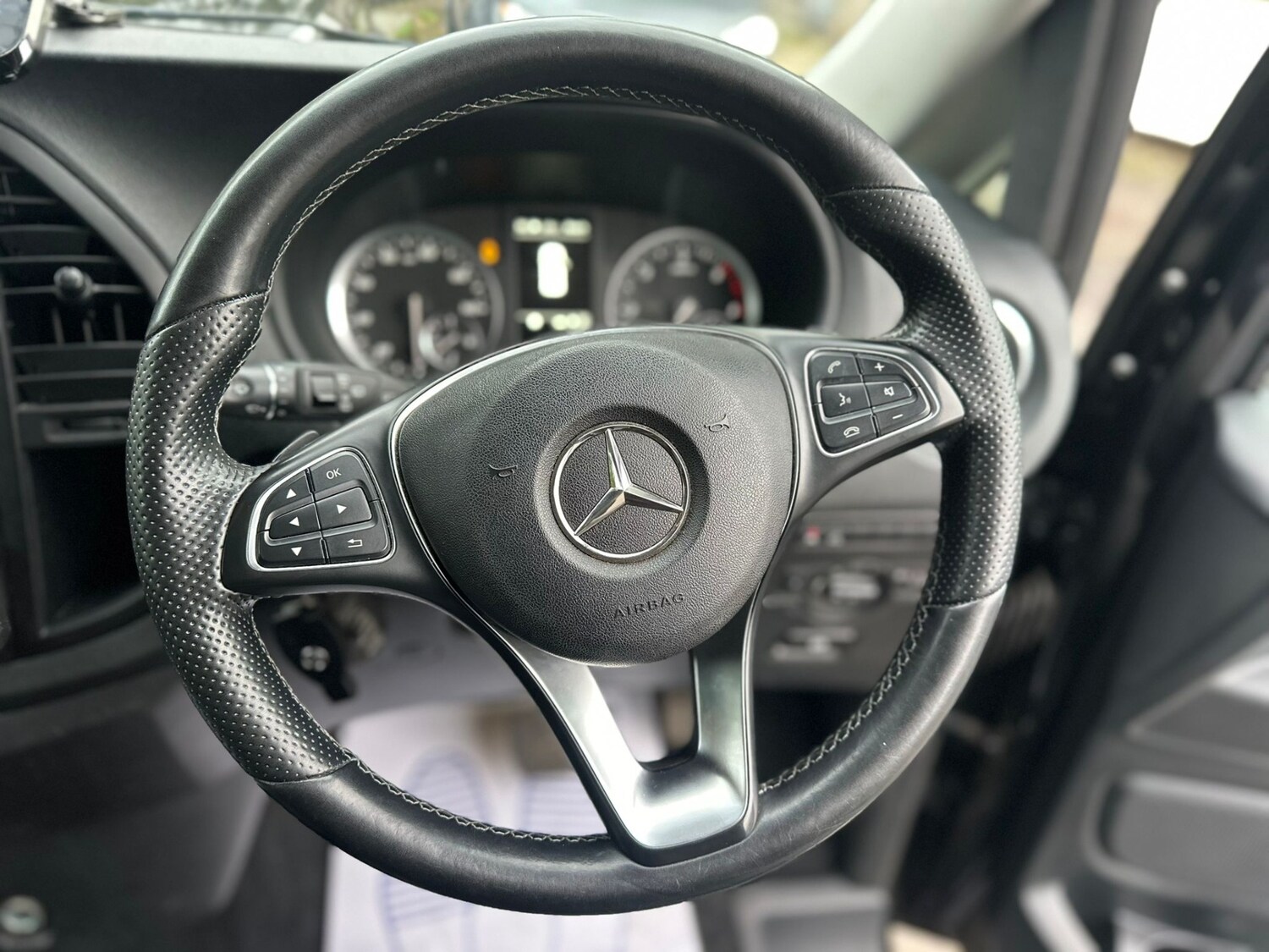 Used Mercedes-Benz Vito 2019 for sale - 76353068: Photo 21