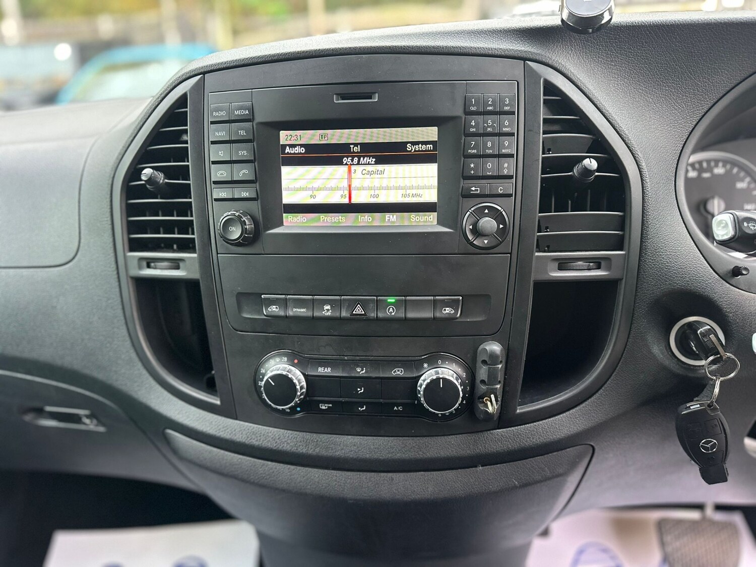 Used Mercedes-Benz Vito 2019 for sale - 76353068: Photo 24