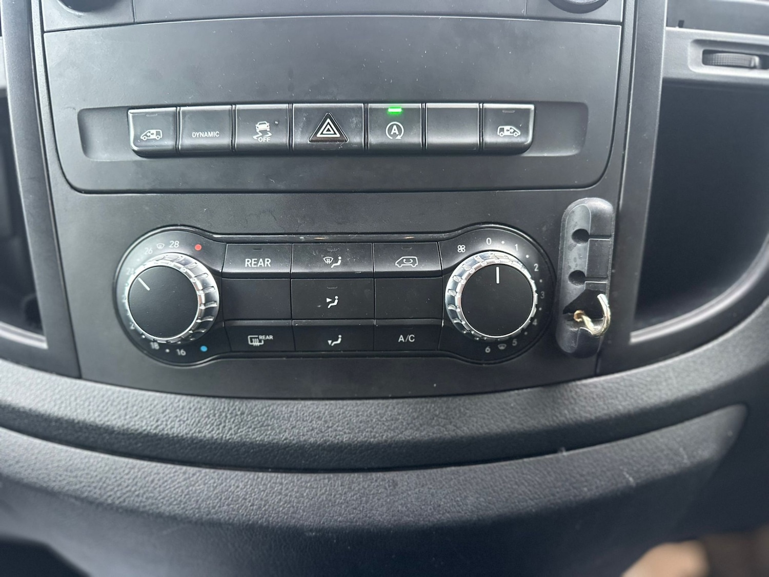 Used Mercedes-Benz Vito 2019 for sale - 76353068: Photo 31