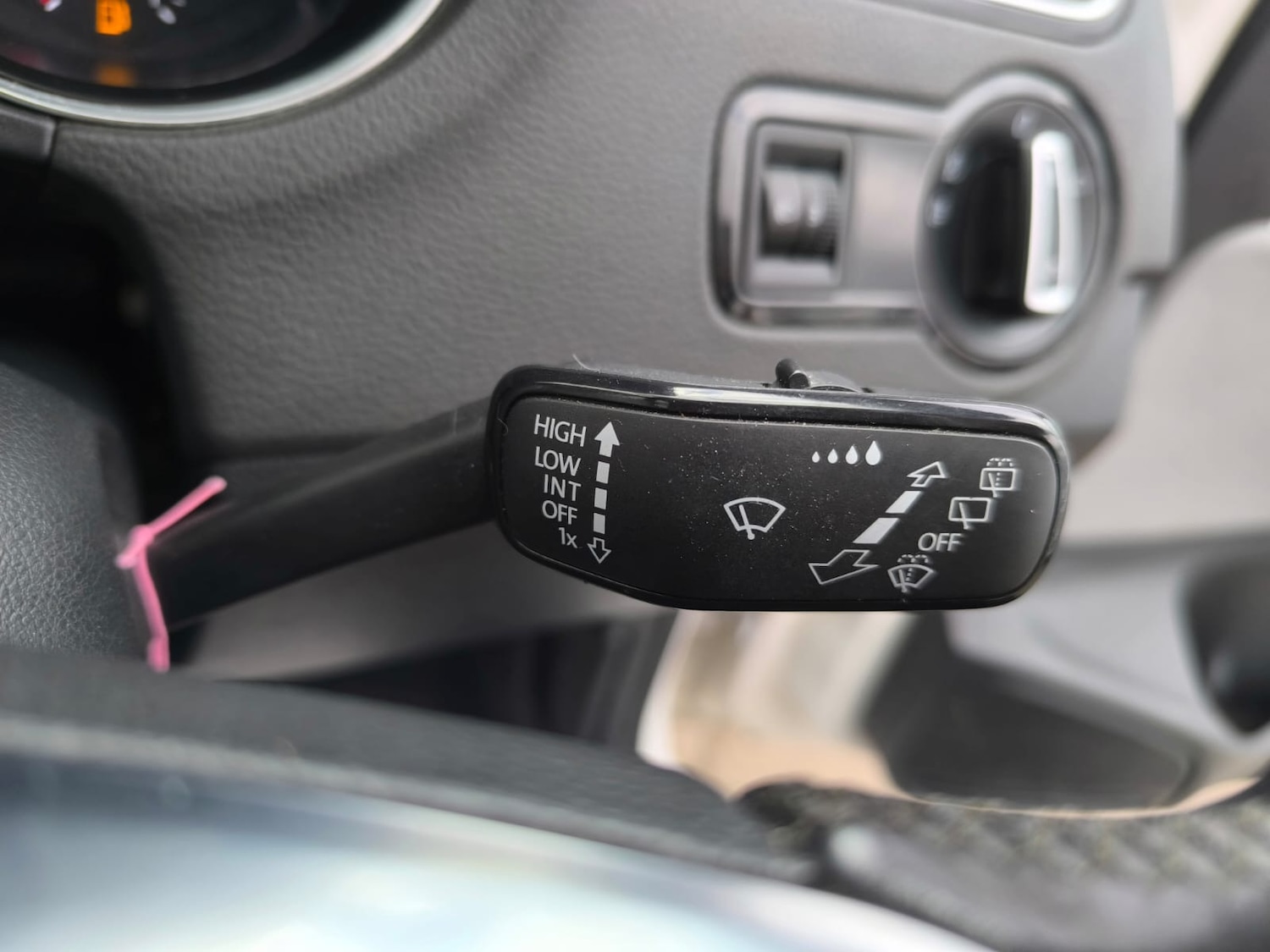 Used Volkswagen Polo 2015 for sale - 77271620: Photo 19