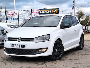 Used Volkswagen Polo 2015 for sale - 77271620: Photo