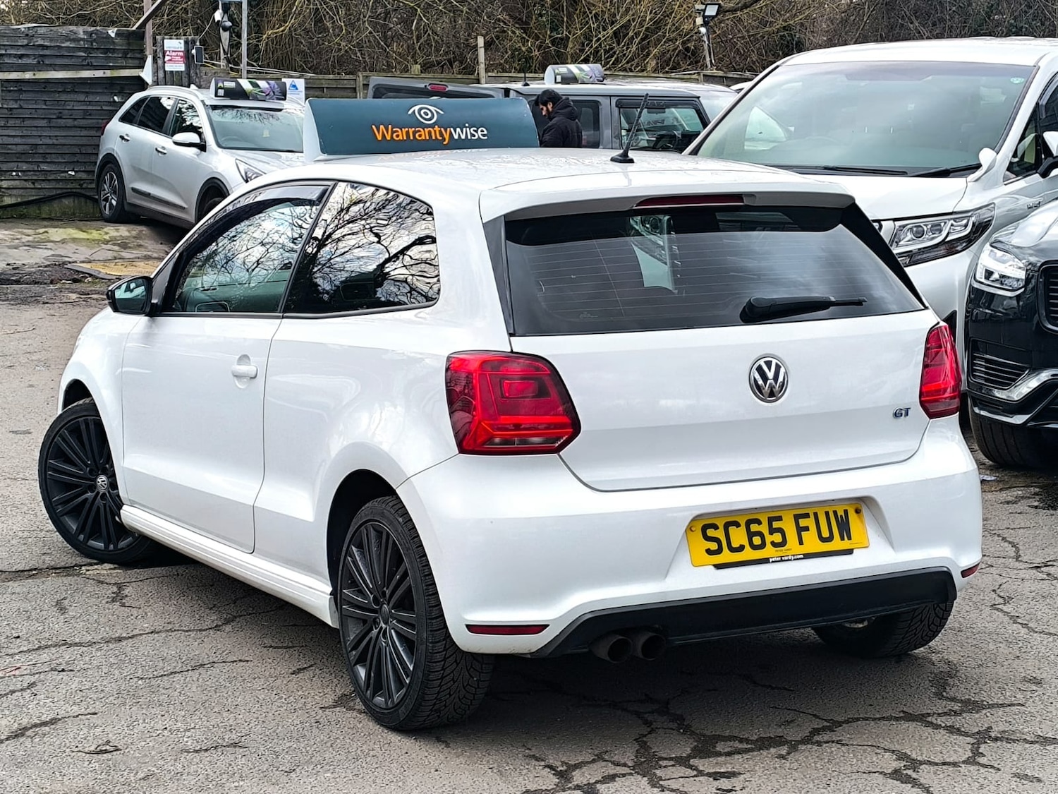 Used Volkswagen Polo 2015 for sale - 77271620: Photo 4