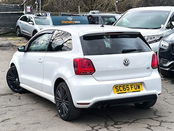 Used Volkswagen Polo 2015 for sale - 77271620: Photo