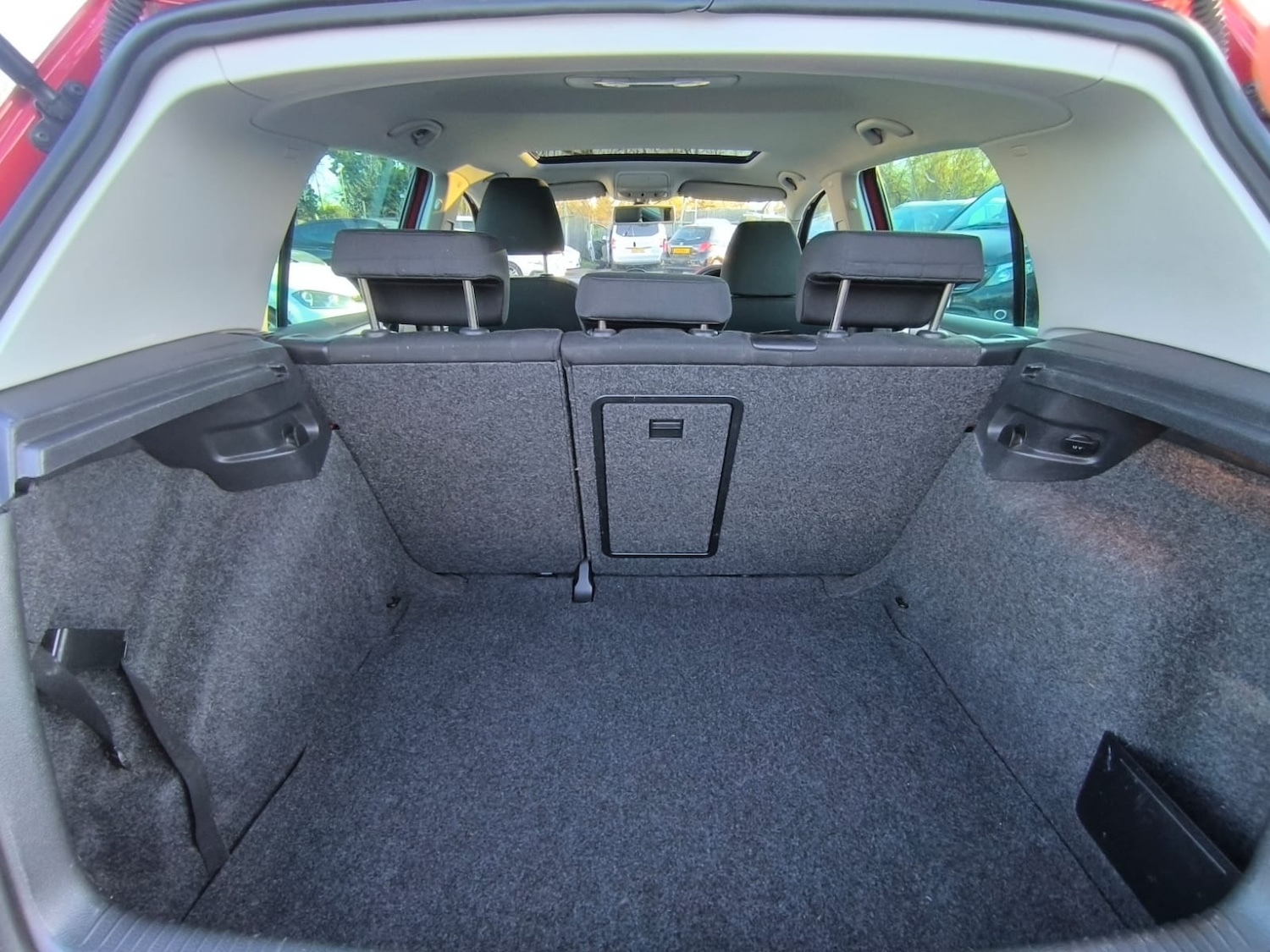 Used Volkswagen Golf 2010 for sale - 78011683: Photo 33