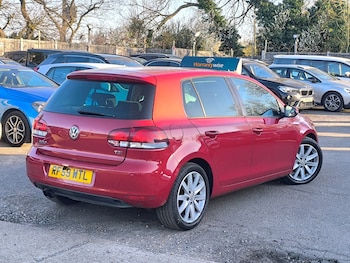 Used Volkswagen Golf 2010 for sale - 78011683: Photo