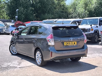 Used Toyota Prius+ 2018 for sale - 79184351: Photo