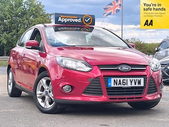 2011 (61) - 1.6 Petrol Manual Zetec Hatchback 5dr 2 Keys Euro 5 ULEZ Free