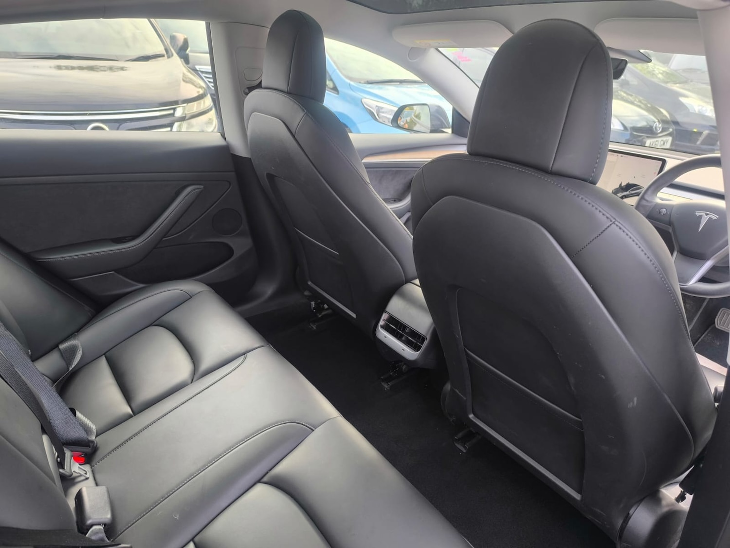 Used Tesla Model 3 2021 for sale - 76309804: Photo 11