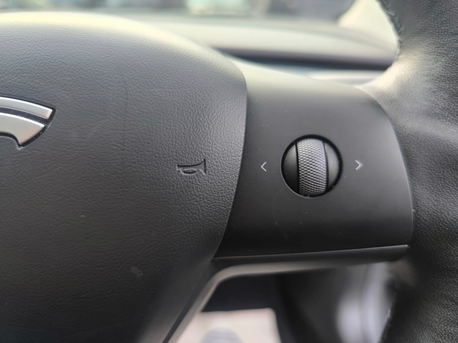 Used Tesla Model 3 2021 for sale - 76309804: Photo 16