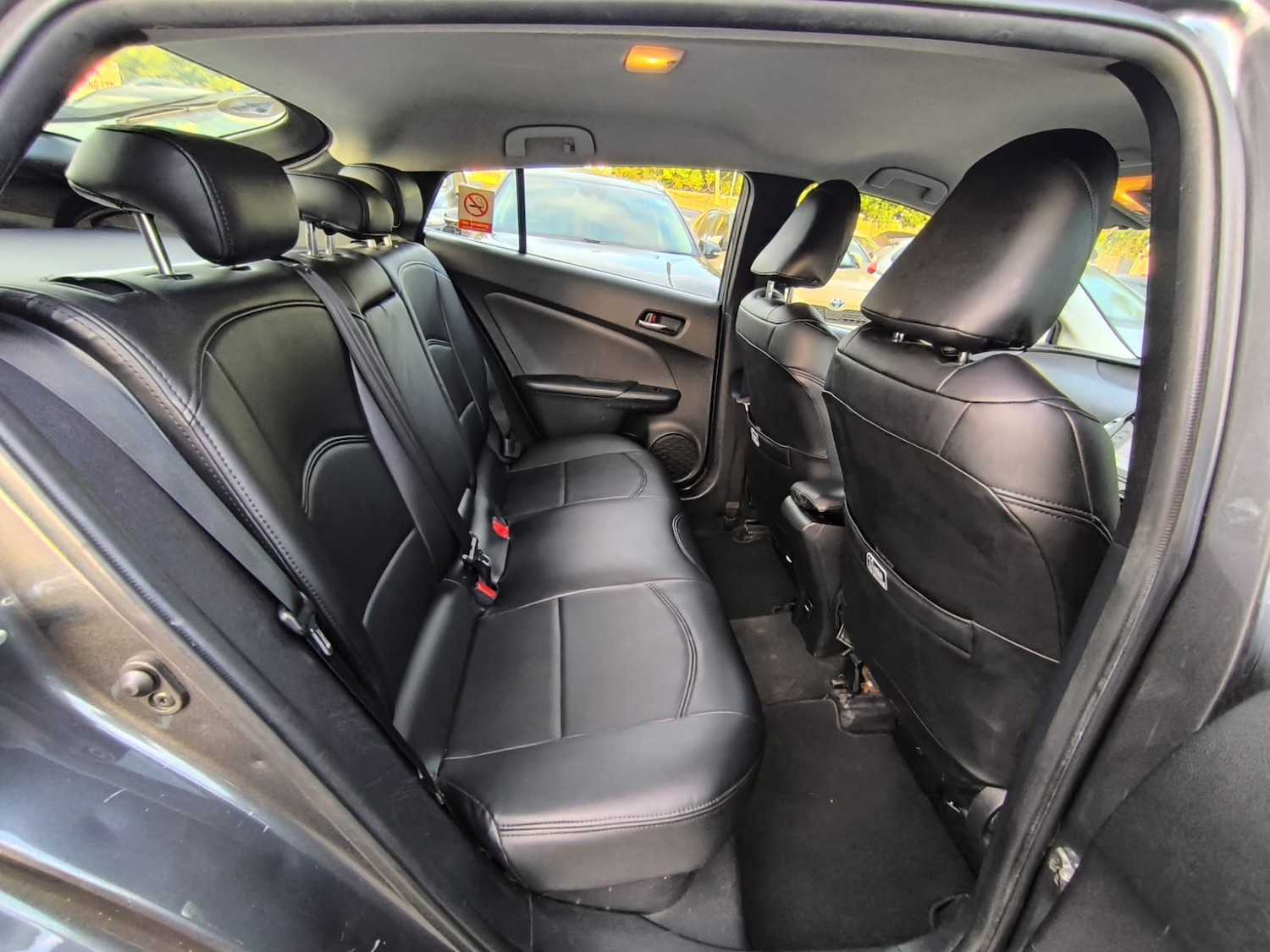 Used Toyota Prius 2019 for sale - 76026910: Photo 11