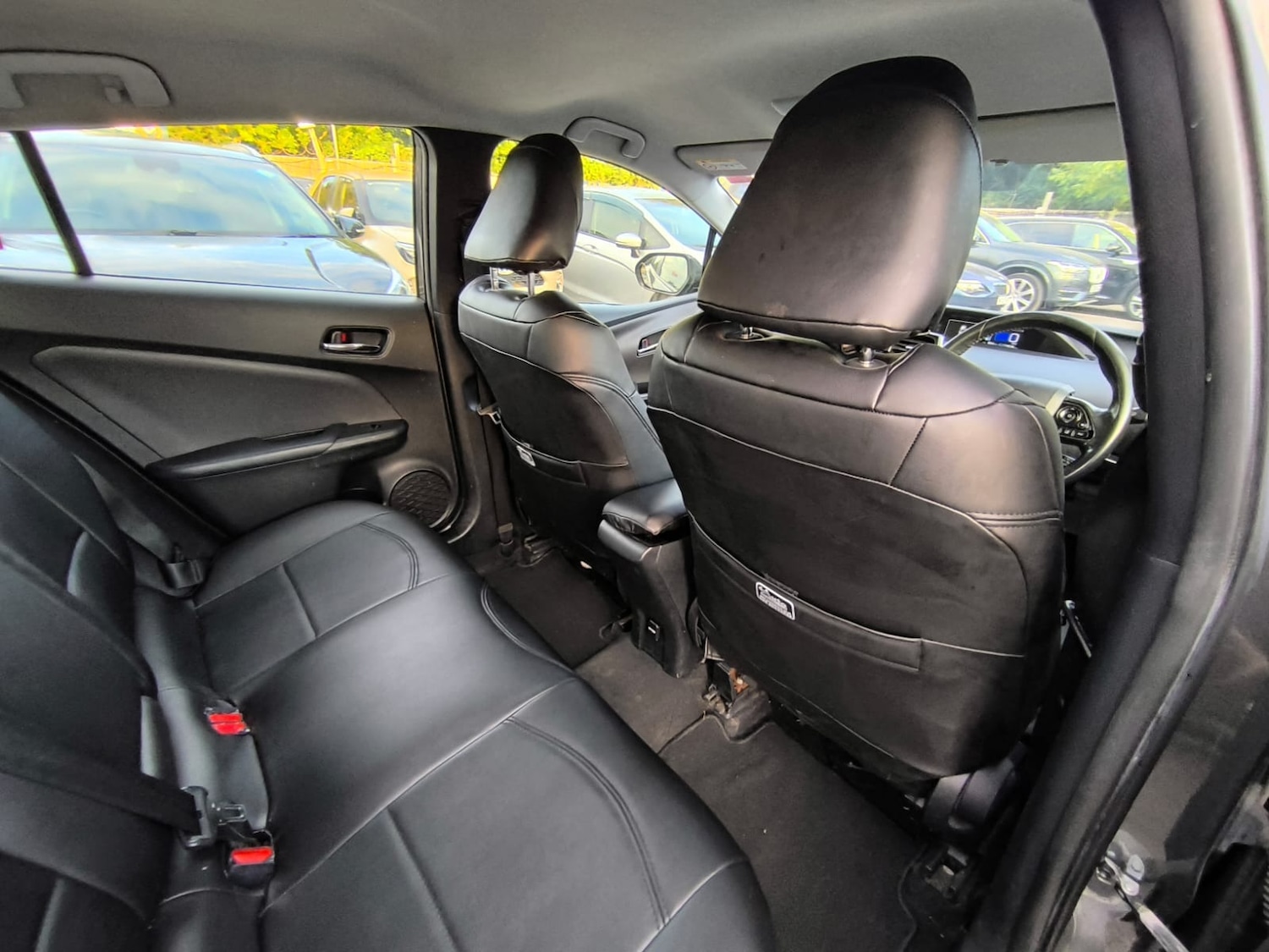 Used Toyota Prius 2019 for sale - 76026910: Photo 12