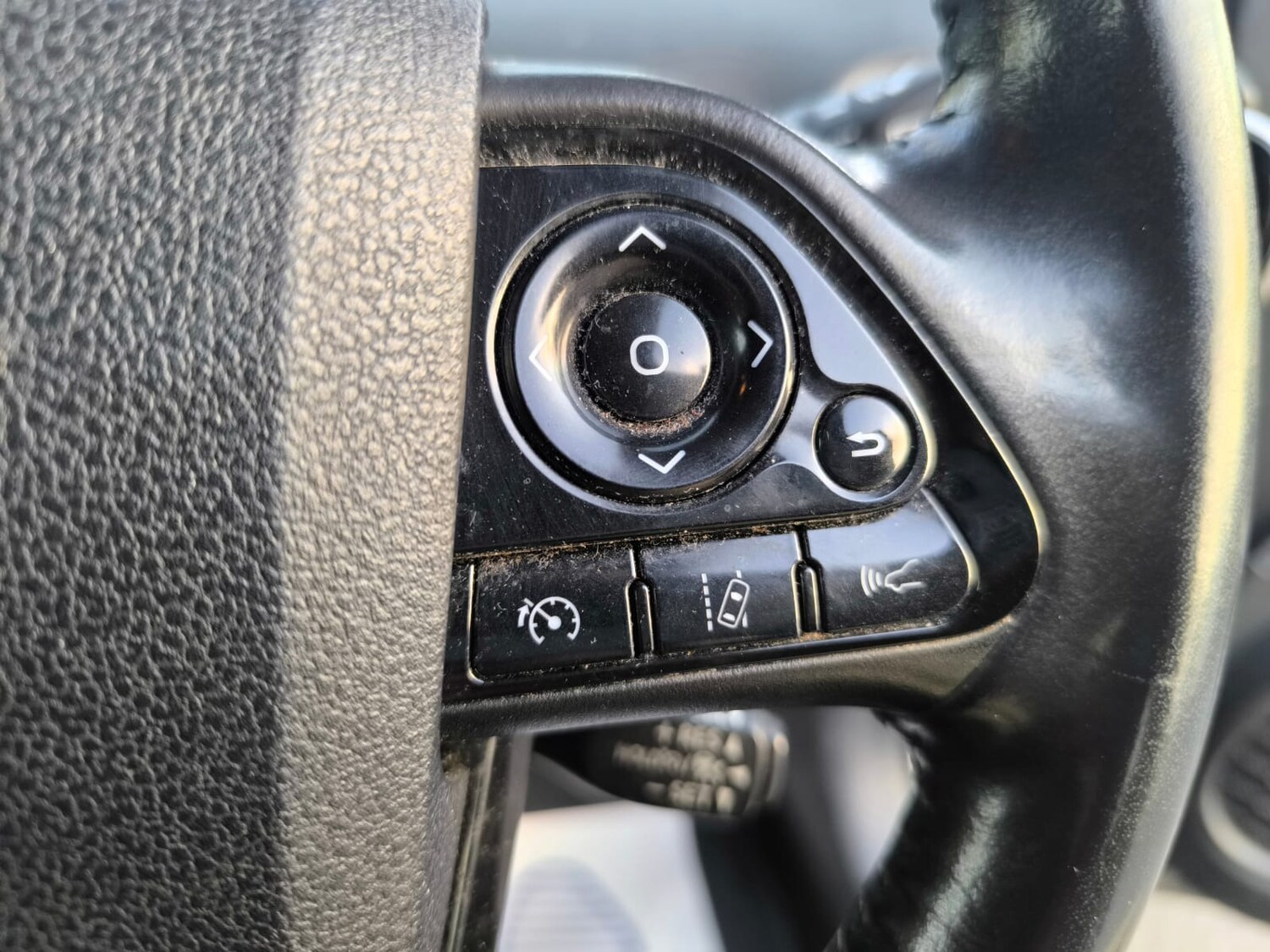 Used Toyota Prius 2019 for sale - 76026910: Photo 18