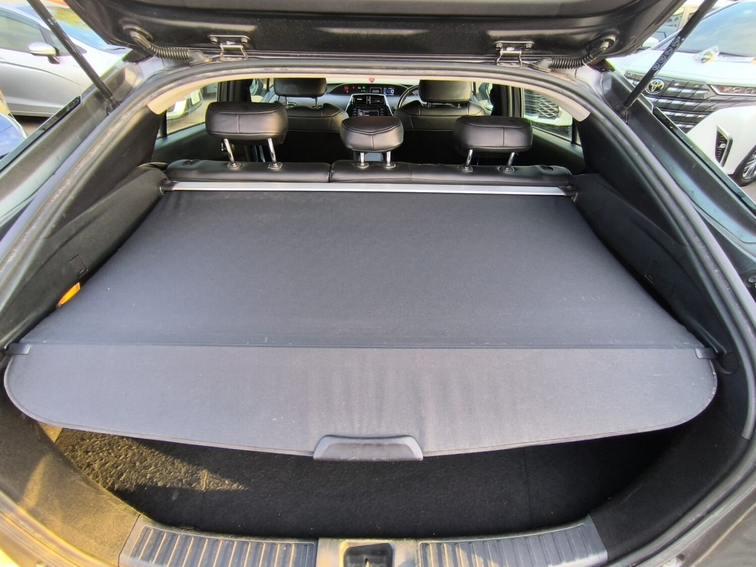 Used Toyota Prius 2019 for sale - 76026910: Photo 27