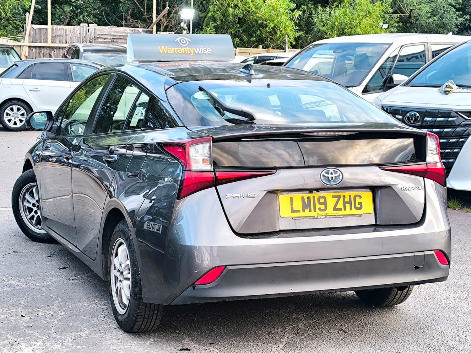 Used Toyota Prius 2019 for sale - 76026910: Photo 5