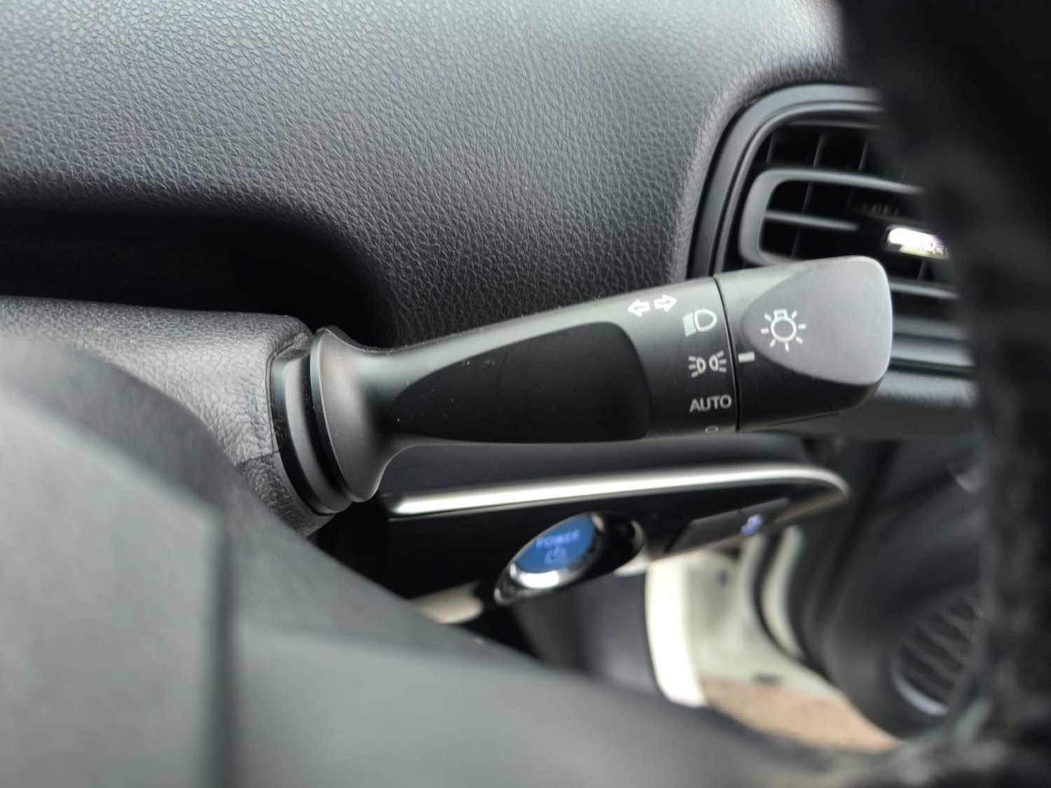 Used Toyota Prius 2019 for sale - 77220781: Photo 22