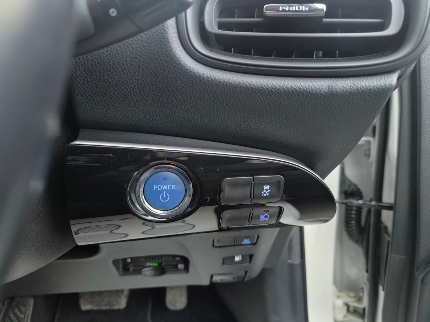 Used Toyota Prius 2019 for sale - 77220781: Photo 28