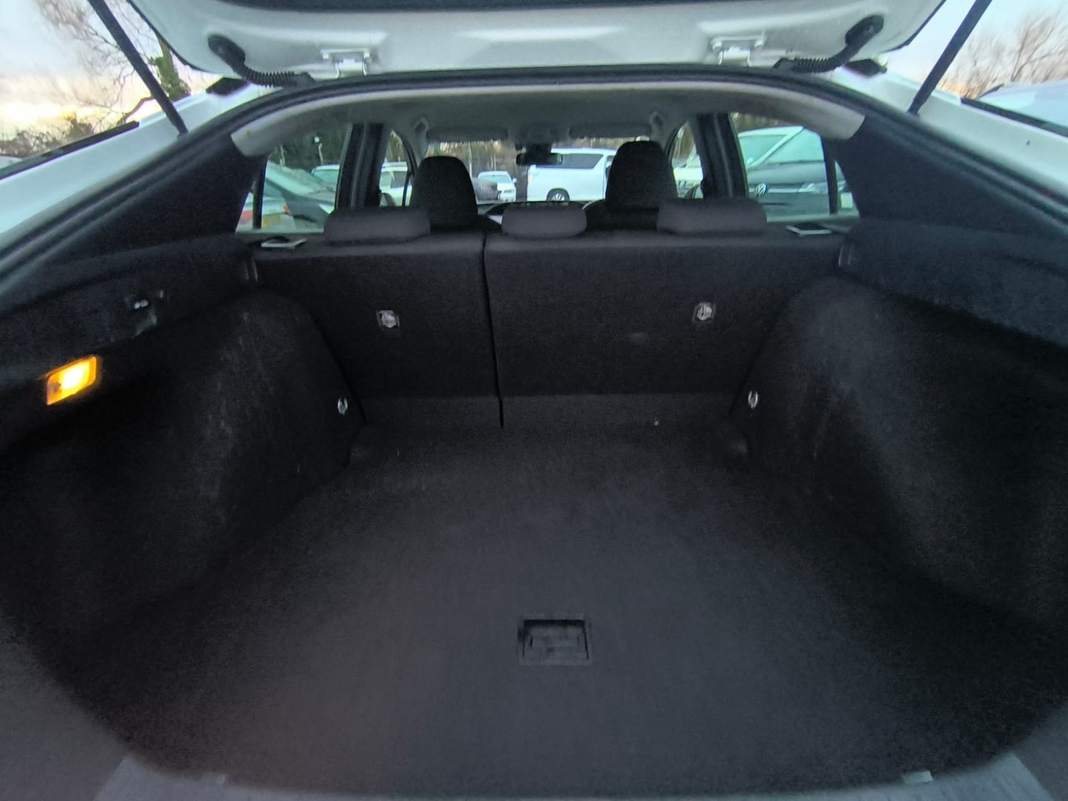 Used Toyota Prius 2019 for sale - 77220781: Photo 30