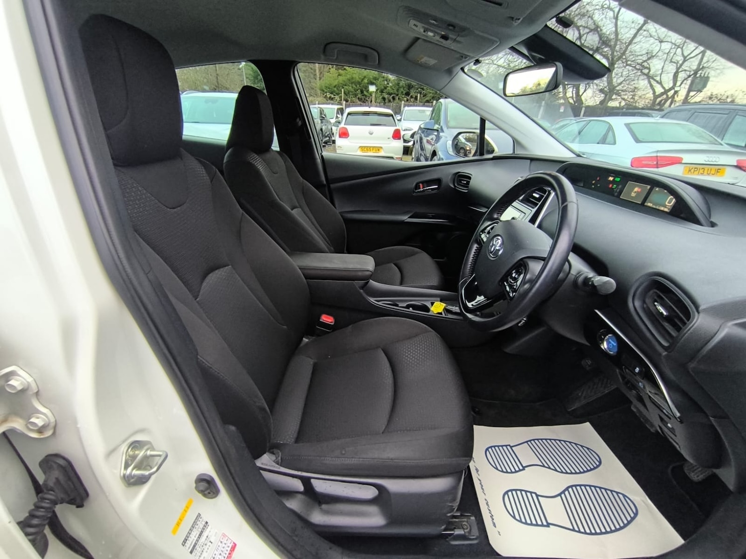 Used Toyota Prius 2019 for sale - 77220781: Photo 8