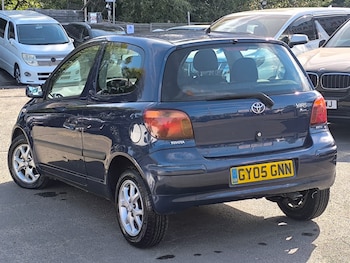 Used Toyota Yaris 2005 for sale - 75713025: Photo