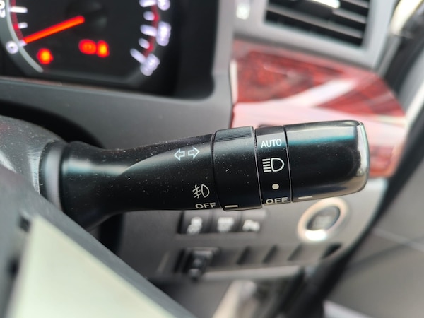 Used Toyota Vellfire 2011 for sale - 74559585: Photo 24