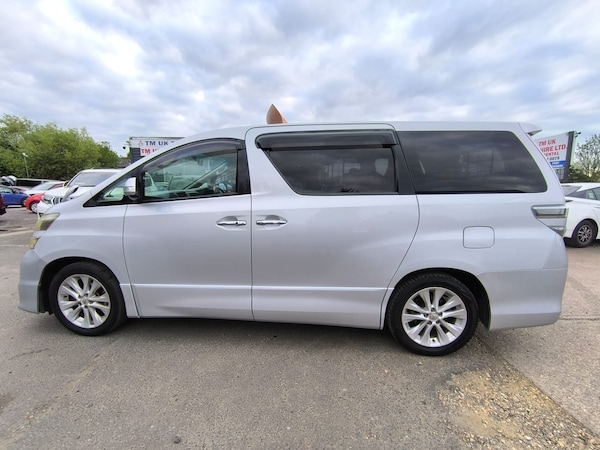 Used Toyota Vellfire 2011 for sale - 74559585: Photo 6
