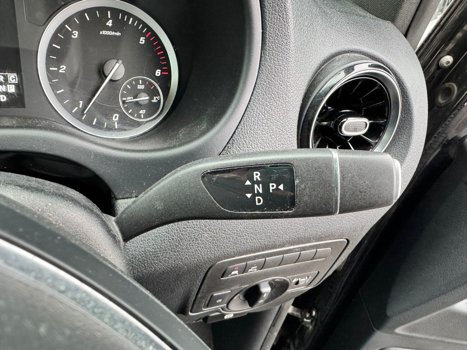 Used Mercedes-Benz Vito 2019 for sale - 77818252: Photo 24