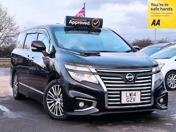 Used Nissan Elgrand 2014 for sale - 77258359: Photo
