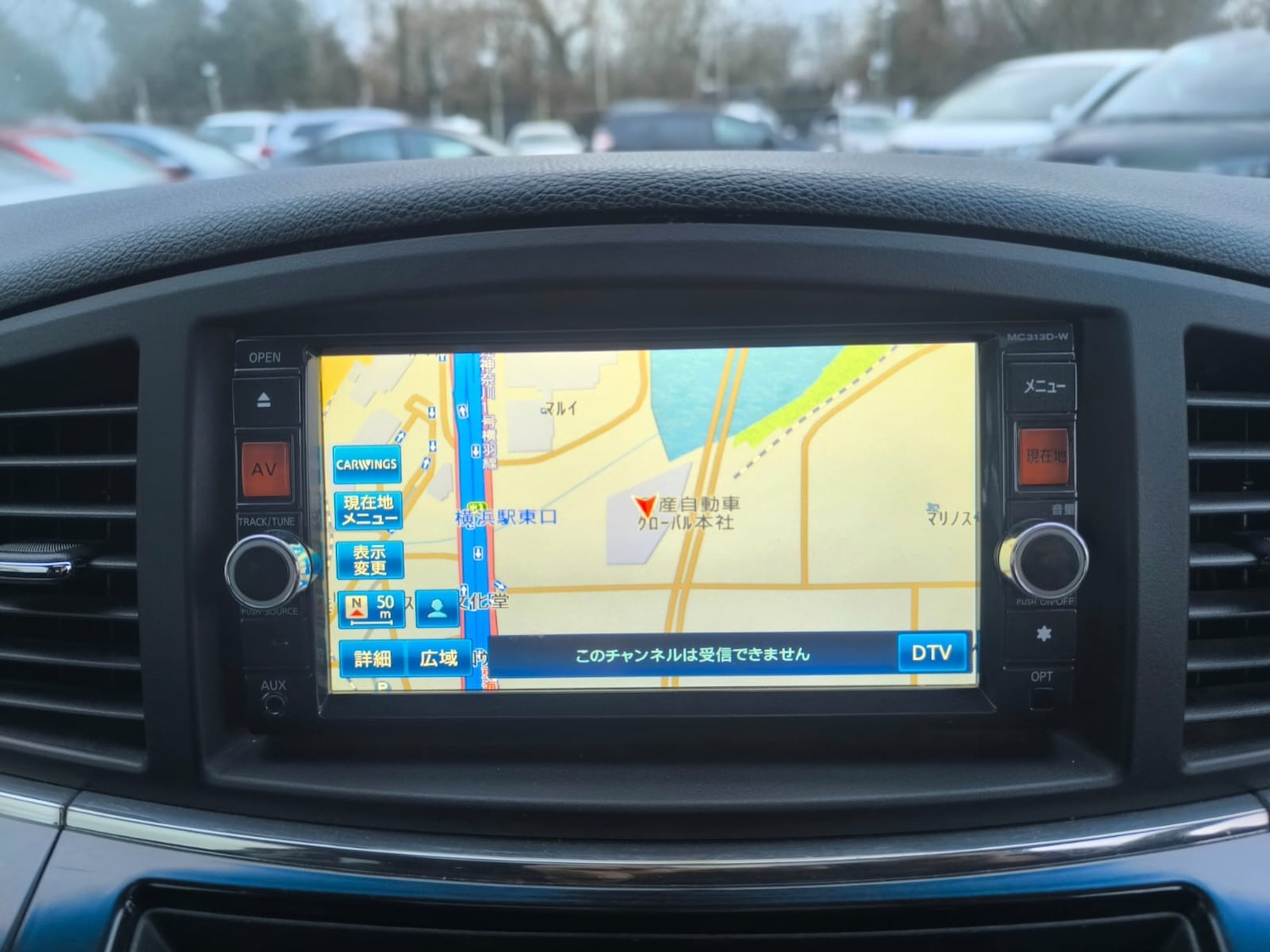 Used Nissan Elgrand 2014 for sale - 77258359: Photo 24