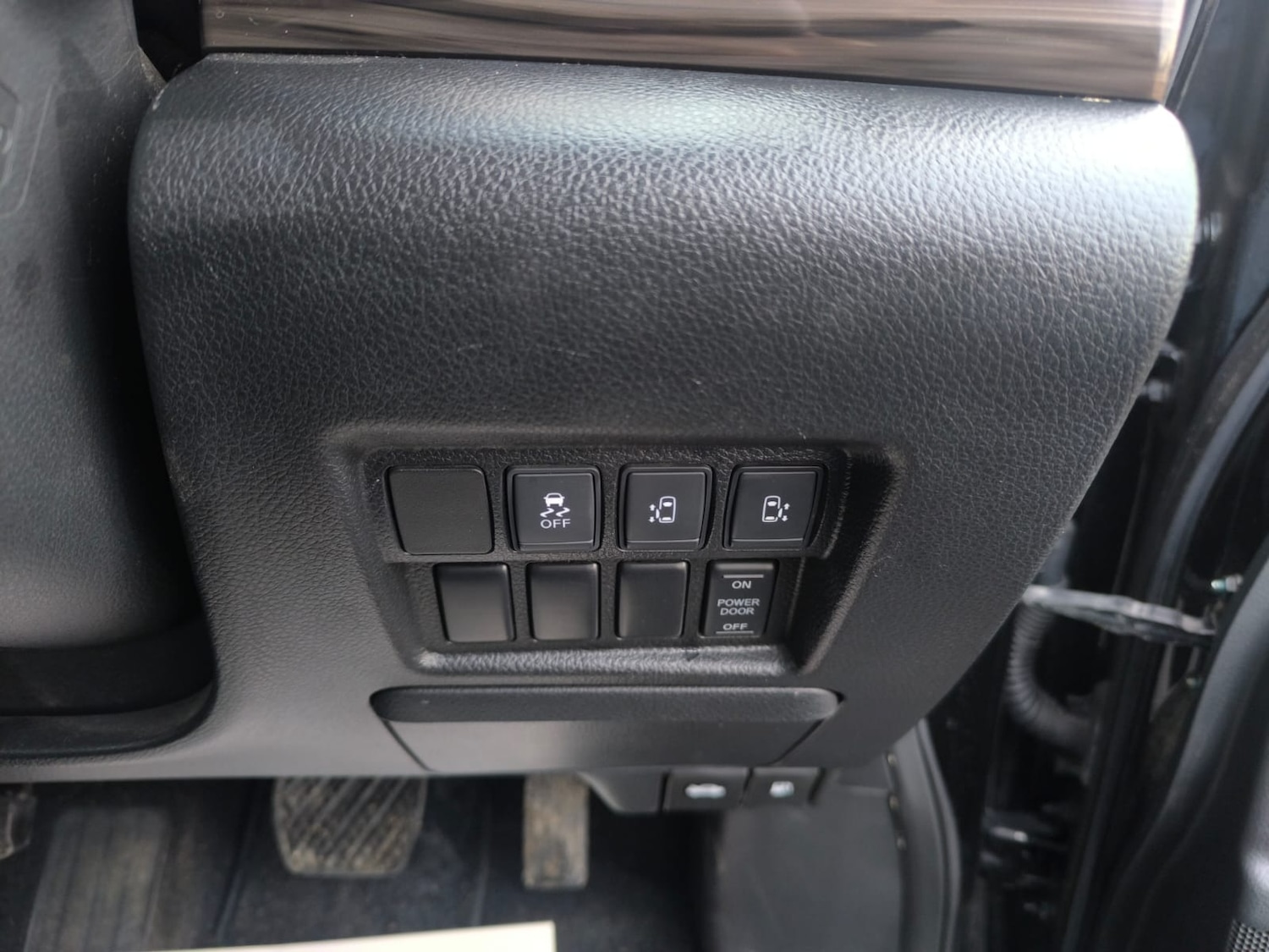 Used Nissan Elgrand 2014 for sale - 77258359: Photo 37