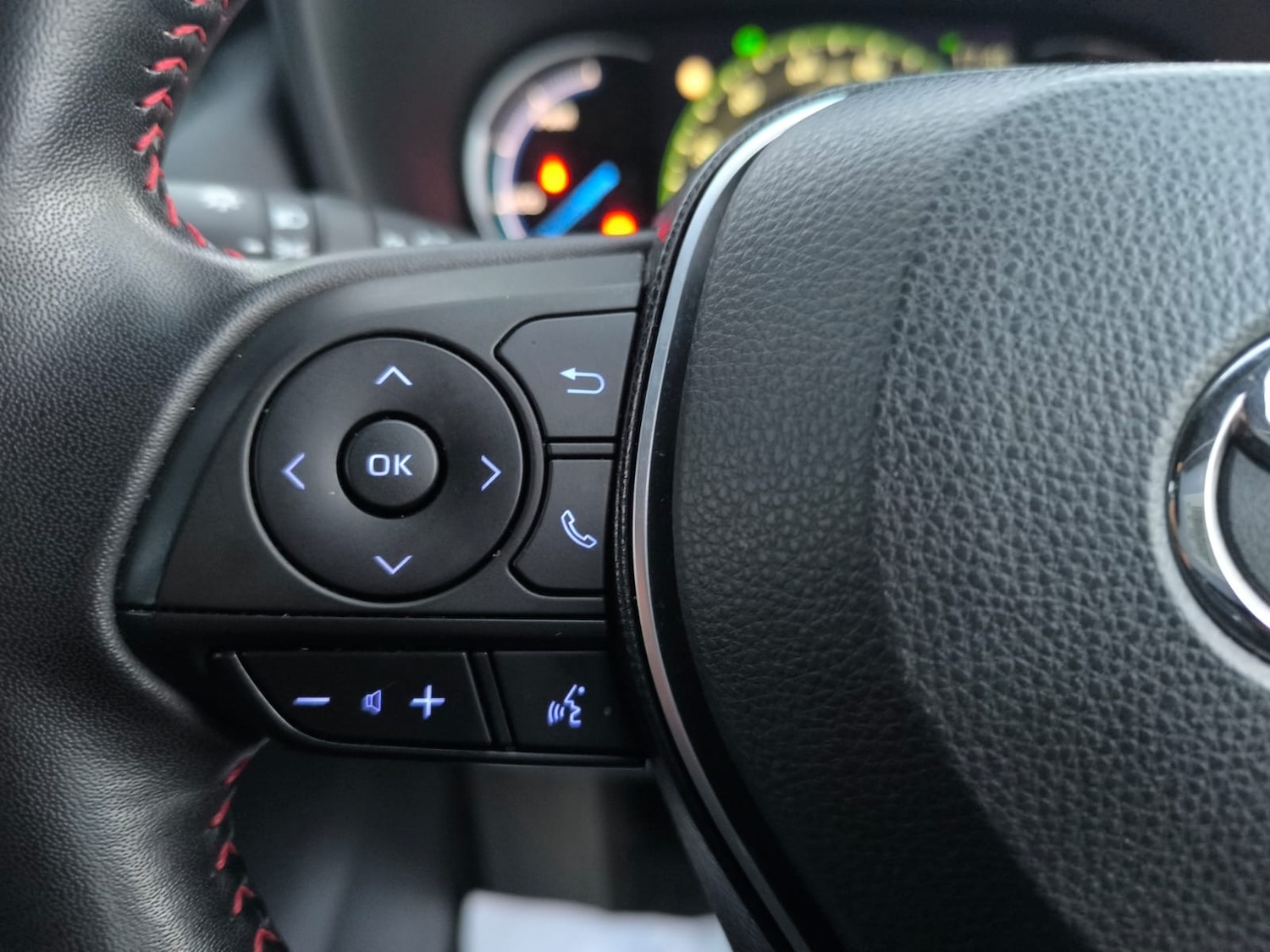 Used Toyota RAV4 2022 for sale - 76436467: Photo 14