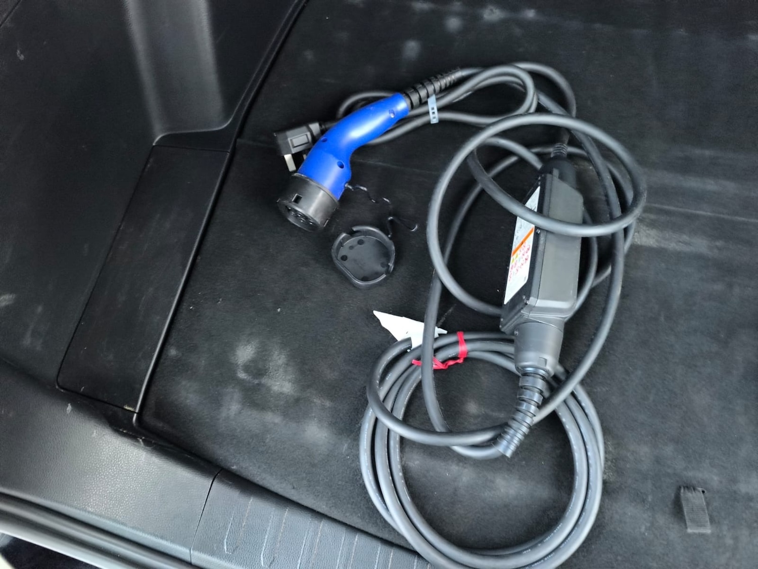 Used Toyota RAV4 2022 for sale - 76436467: Photo 39