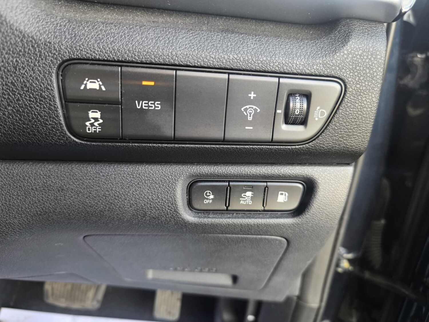Vehicle 28