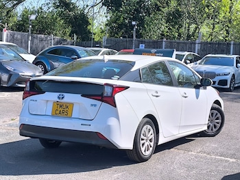 Used Toyota Prius 2020 for sale - 78380186: Photo